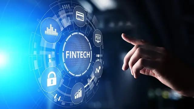 Saameynta FinTech iyo Horumarka Adeegyada Maaliyadeed ee Soomaaliya